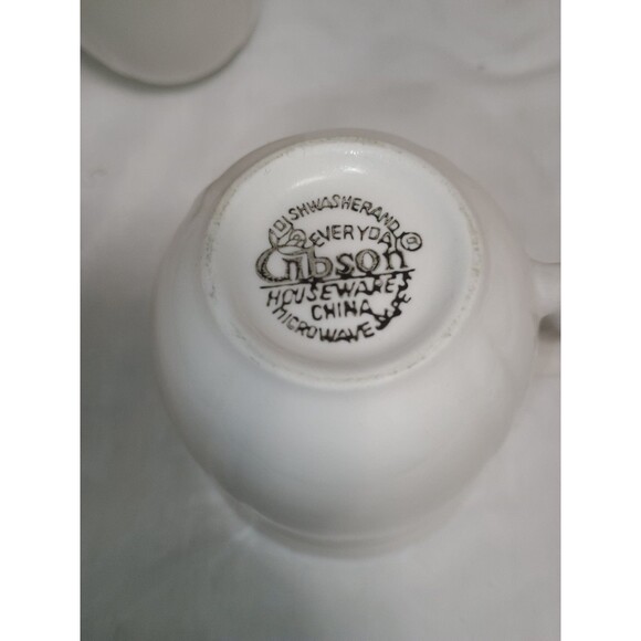 Gibson Designs LE CLAIRE White Coffee Mug Tea Cup Embossed Scalloped Set of 2 - Picture 9 of 9